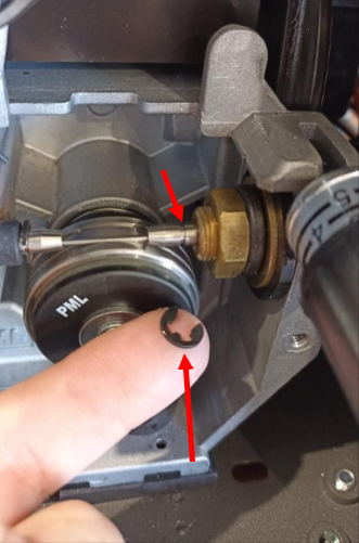 Megmeet PM3000 Pulde Welder - retaining ring-great solution.png